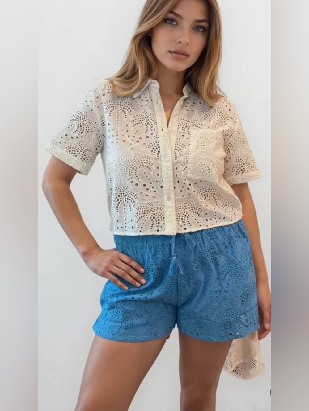 Rare- Vintage Hurley Women’s Turquoise Eyelet Cotton Shorts
